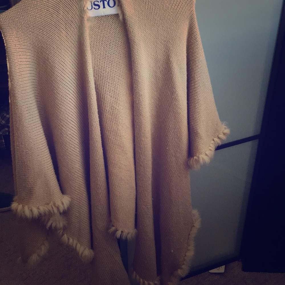 Camel/Tan Knit Shawl with Fur Lining